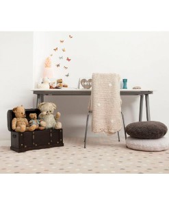 Acrylteppich mit Punkten auf www.mina-lola.com von Lorena Canals