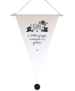 Baumwollfahne GIRL auf mina-lola.com von A little lovely company