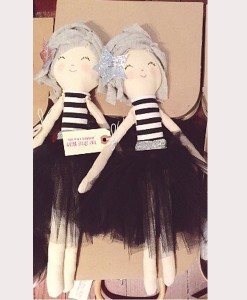 Stoffpuppe PINKIE mit Tutu auf mina-lola.com